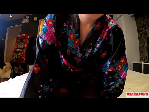 ❤️ Mladá cosplay dívka miluje sex až k orgasmu se squirtem v koníčku a výstřikem. Asijská dívka s chlupatou kundičkou a krásnými prsy v tradičním japonském kroji v amatérském videu předvádí masturbaci s mrdacími hračkami. Sakura 3 OSAKAPORN. ️❌ Šukání u nás ☑